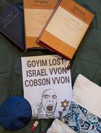Jew-Z(user) clothes goyim hat hebrew hebrew_text irl israel jews judaism kippah pray praying variant:cobson // 3072x4080 // 2.3MB