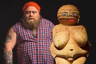 angry fat lumberjack statue variant:gapejak venus_figurine venus_of_willendorf // 1124x750 // 186.2KB