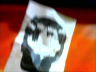 beard desk eating fart glasses gray_skin irl kiss kissing meta:namefags mist mist_(user) paper printed short_video sitting subvariant:massjak toss variant:gapejak video // 960x720, 23.3s // 22.1MB