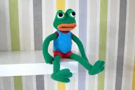amphibian animal eyes frog green_skin irl lips meta:not_oc nas:pepe pepe pepe_the_frog plushie // 1080x720 // 127.7KB