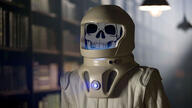 doctor_who series:skeletonjaks skeleton variant:feraljak // 976x549 // 83.5KB