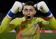 argentina boca_juniors football glasses glove leandro_brey ms_paint photo stubble text variant:chudjak // 1200x832 // 171.3KB