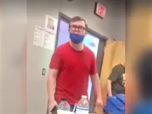 E69752F3-CB54-4731-9889-0D02AC645AB6 (2).webm