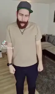 1698424400411090.webm