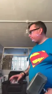 1675385101094852.webm