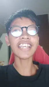 Youlooklikethisandsaythis.mp4