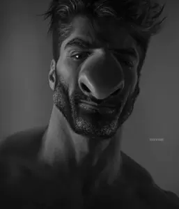 giga_big_nose.jpg