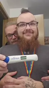 Wholesome pregnancy test reveal.mp4