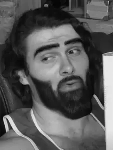 Screenshot_20230531_150432_YouTube.jpg