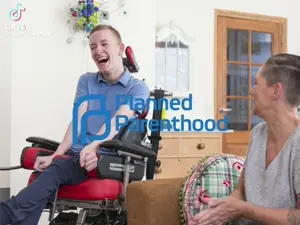 v12044gd0000d9buknvog65pkjk7g75g.mov